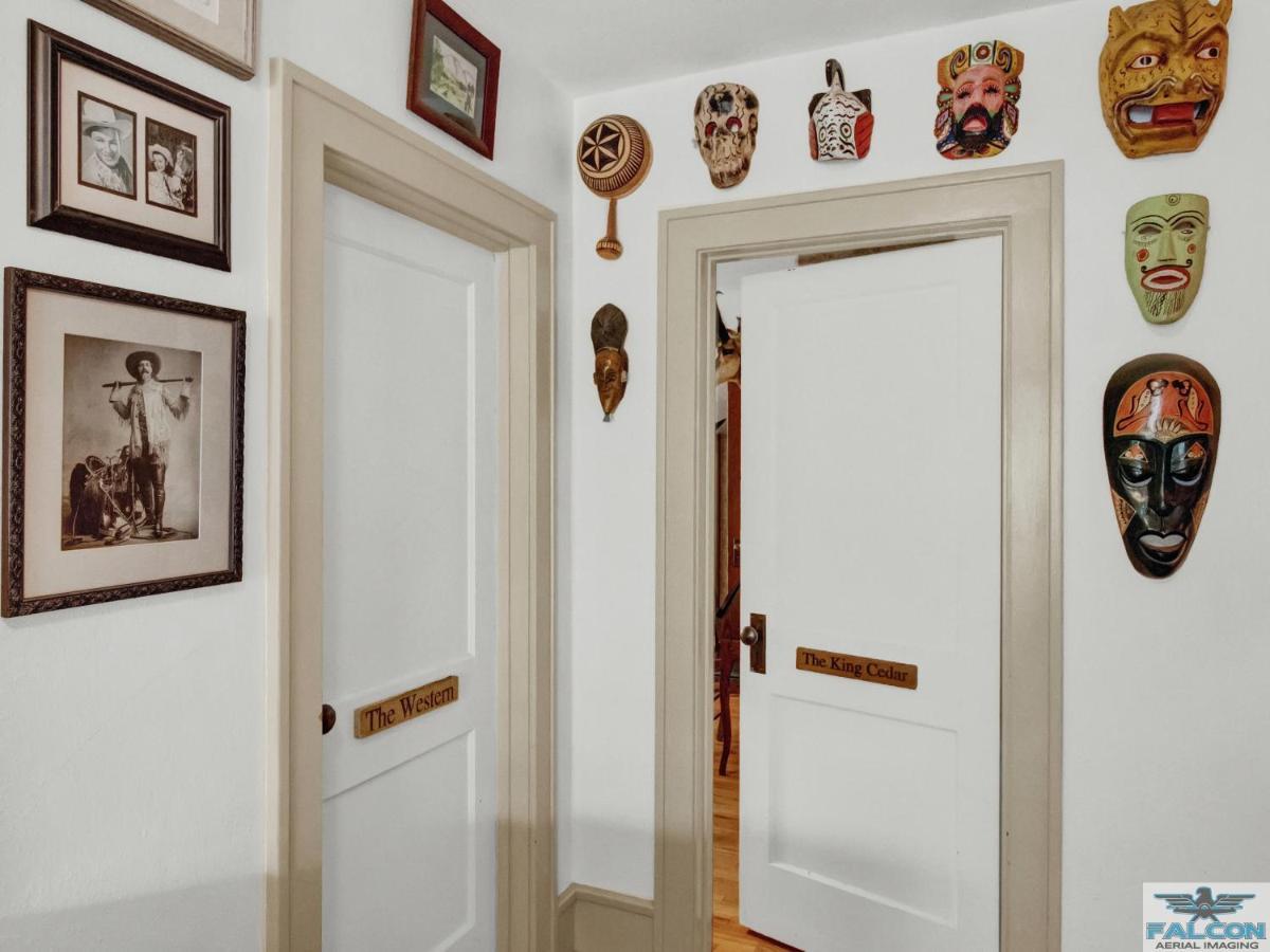 Robins Nest Bed & Breakfast Cody Esterno foto