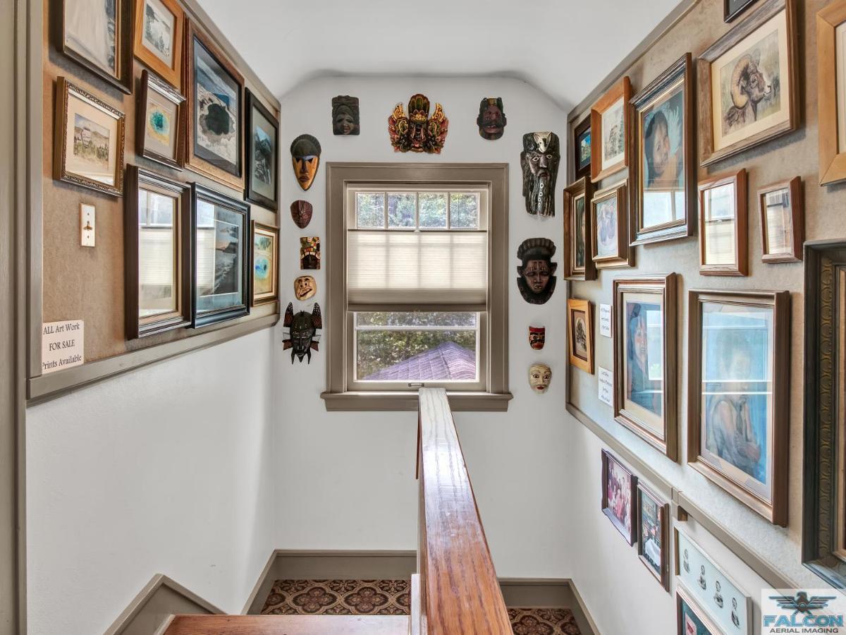 Robins Nest Bed & Breakfast Cody Esterno foto